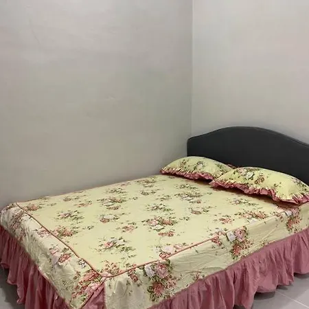 Afza Homestay Paka B Exterior photo