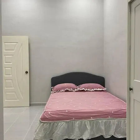 Afza Homestay Paka B Exterior photo