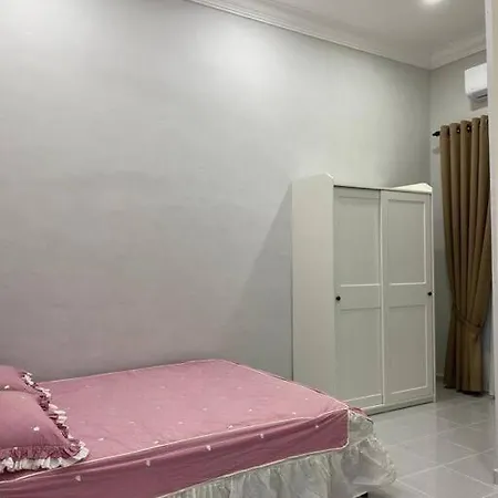 Afza Homestay Paka B Exterior photo